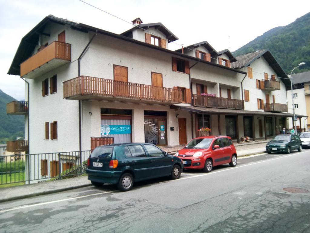 Bilocale A Piazza Brembana Exterior foto